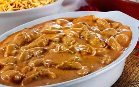 Strogonoff de Frango Pequeno